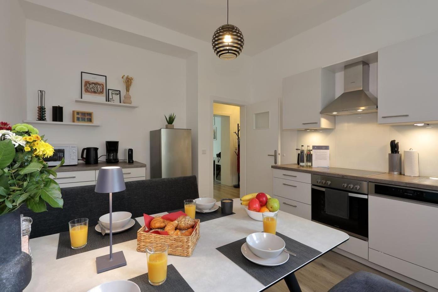 Modernes Apartment Mit Garage & Ps4 Von Stay Your Way Essen Exterior foto